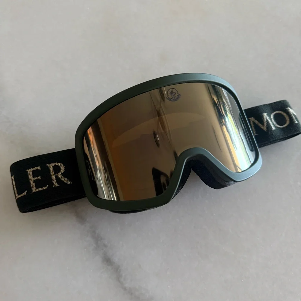 Moncler Mirrored Snow Goggles